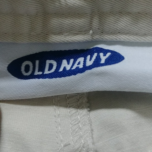 Old Navy Shorts - Picture 3 of 5